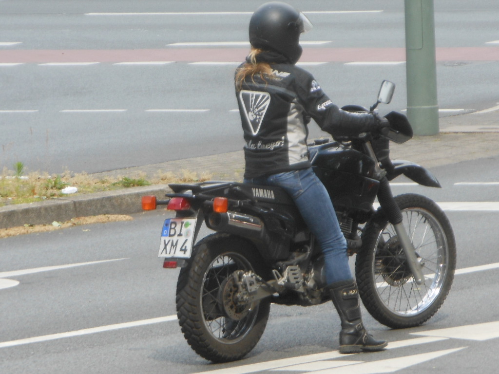 Motorradfahrerin